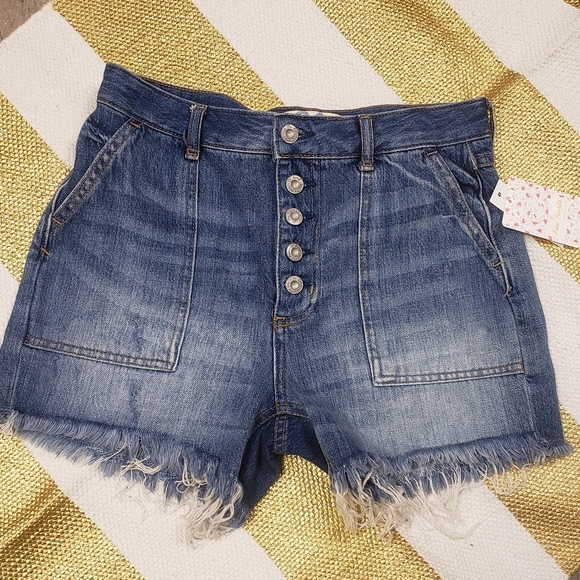 FREE PEOPLE JESSE CARPENTER JEAN SHORTS - Picture 3 of 7
